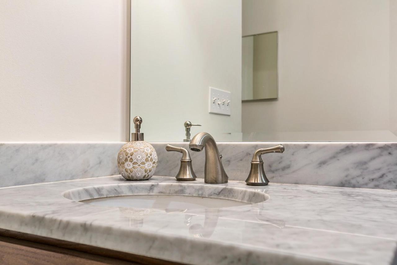 1 And 2 Bedroom Private Condos Steps Away From French Quarter Νέα Ορλεάνη Εξωτερικό φωτογραφία