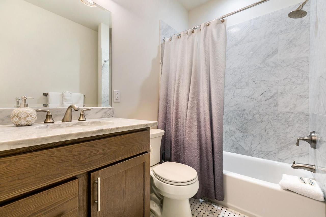 1 And 2 Bedroom Private Condos Steps Away From French Quarter Νέα Ορλεάνη Εξωτερικό φωτογραφία
