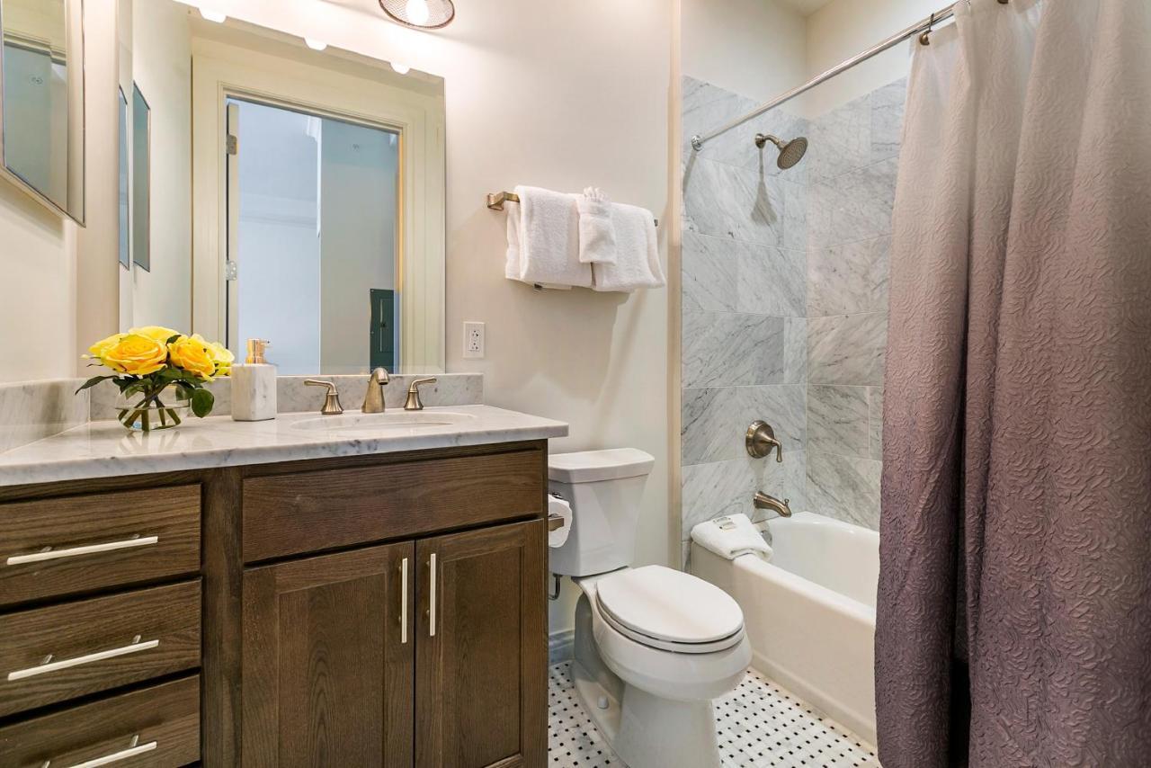 1 And 2 Bedroom Private Condos Steps Away From French Quarter Νέα Ορλεάνη Εξωτερικό φωτογραφία