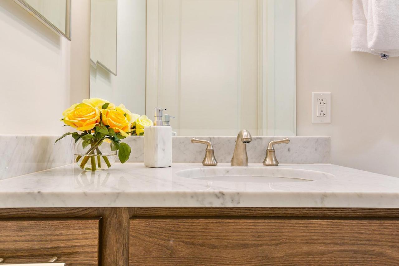 1 And 2 Bedroom Private Condos Steps Away From French Quarter Νέα Ορλεάνη Εξωτερικό φωτογραφία